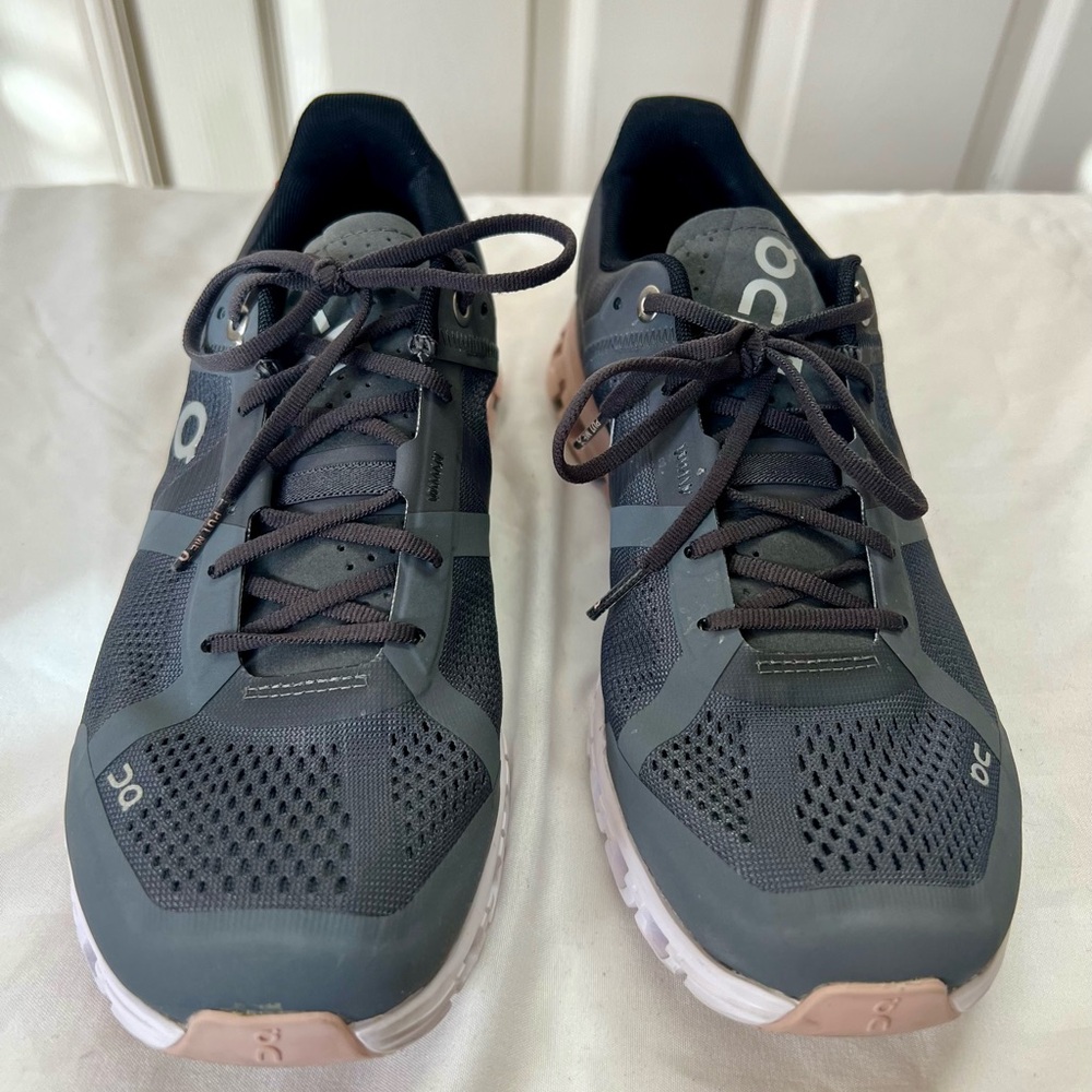Womens On Running Shoes 7.5